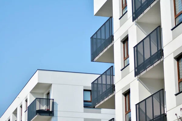 Modernos Edifícios Residenciais Europeus Bairro Apartamentos Arquitetura Abstrata Fragmento Geometria — Fotografia de Stock