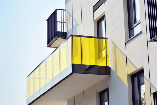 Modernos Edifícios Residenciais Europeus Bairro Apartamentos Arquitetura Abstrata Fragmento Geometria — Fotografia de Stock