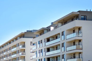 Modern Avrupa konut binaları çeyreği. Soyut mimari, modern şehir geometrisinin bir parçası.