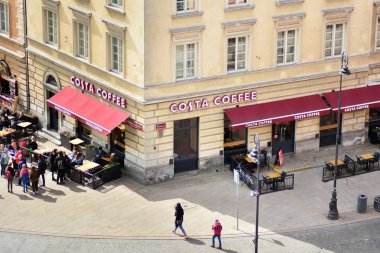 Varşova, Polonya. 16 Nisan 2019. Varşova'nın eski kentinin havadan görünümü