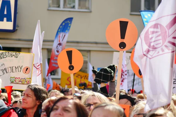 Varsó Lengyelország 2019 Április Több Ezer Tanárok Valamint Szülők Diákok — Stock Fotó