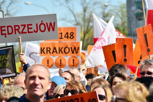 Warszawa Polska Kwietnia 2019 Kilka Tysięcy Nauczycieli Także Rodziców Studentów — Zdjęcie stockowe