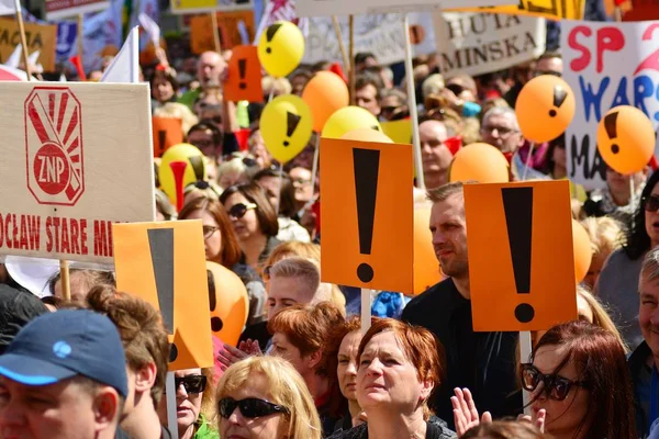 Warszawa Polska Kwietnia 2019 Kilka Tysięcy Nauczycieli Także Rodziców Studentów — Zdjęcie stockowe