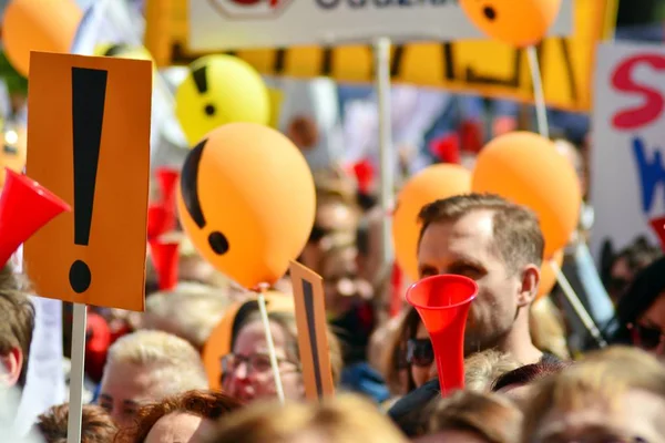 Varsavia Polonia Aprile 2019 Diverse Migliaia Insegnanti Così Come Genitori — Foto Stock