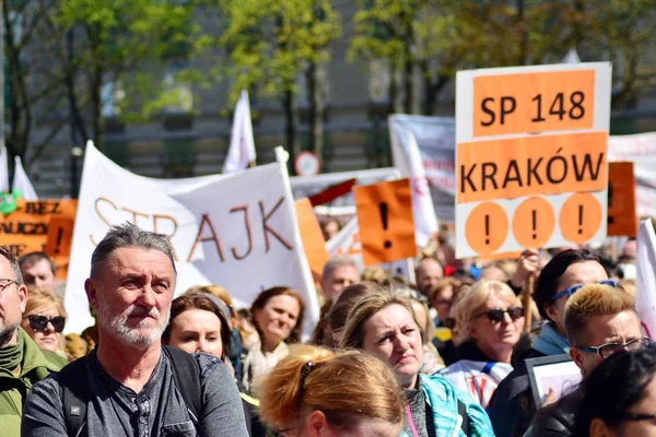 Warschau Polen April 2019 Enkele Duizenden Leraren Evenals Ouders Studenten — Stockfoto