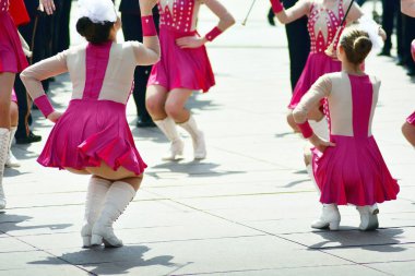 ponpon kız closeup simetrik bir oluşumu