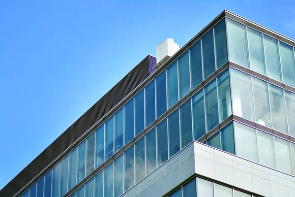 Nuevo Edificio Oficinas Centro Negocios Pared Acero Vidrio Con Cielo — Foto de Stock