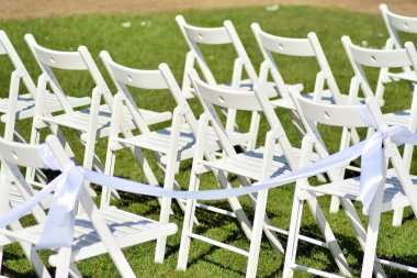 Güzel Bir Bahçede Düğün Töreni