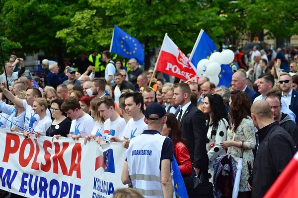 Warschau Polen Mei 2019 Maart Polen Europa Duizenden Aanhangers Van — Stockfoto