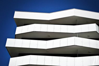 Şehirde apartman Çok modern cephe