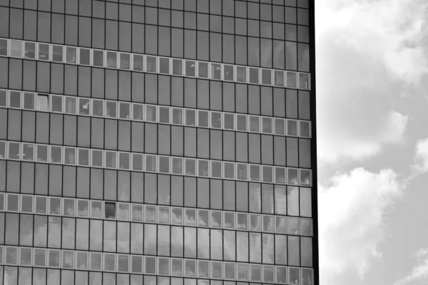 Fragmento Fachada Edifício Escritórios Moderno Exterior Parede Vidro Com Textura — Fotografia de Stock