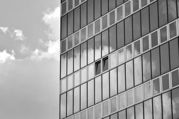 Fragment Façade Immeuble Bureaux Moderne Extérieur Paroi Verre Avec Une — Photo