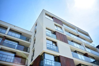 Modern Avrupa konut apartmanlar çeyrek. 