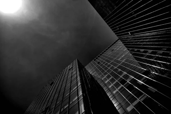 Black Glass Silhouette Skyscraper Night Gloomy City Skyscrapers Black White — Stock Photo, Image