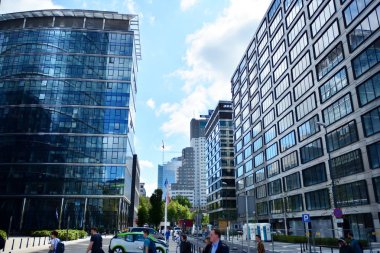 Varşova, Polonya. 18 Temmuz 2019. Varşova ofis kompleksi Generation Park inşaatı