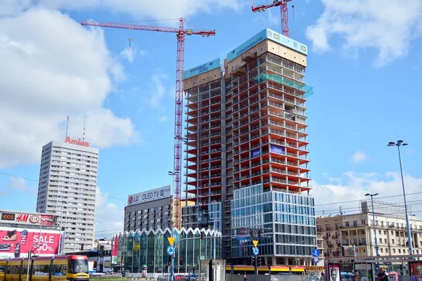 Warszawa Polska Czerwca 2019 Budowa Biurowego Budynku Widok Wież — Zdjęcie stockowe