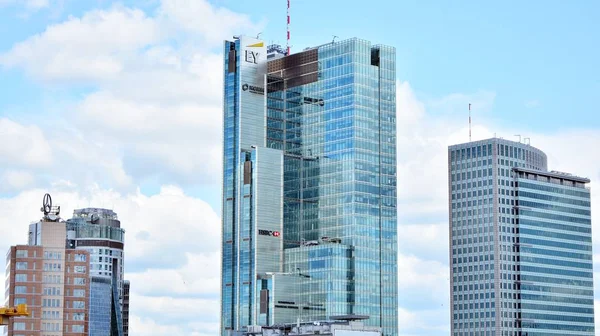 Varsó Lengyelország Július 2019 Légifelvétel Belvárosi Üzleti Felhőkarcolók Varsóban — Stock Fotó