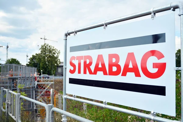 Varsovia Polonia Julio 2019 Firme Strabag Letrero Empresa Strabag — Foto de Stock