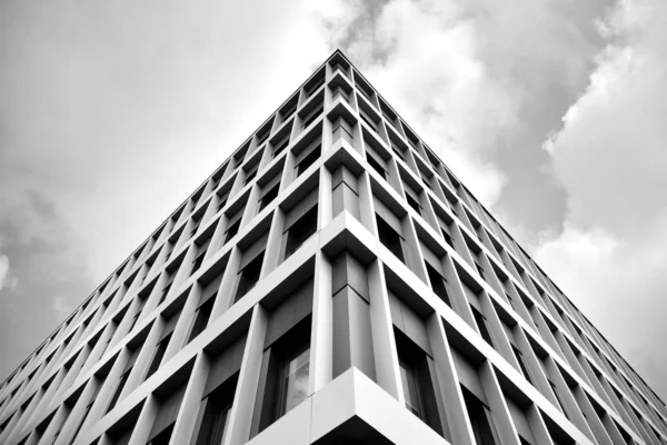 Janelas Edifício Moderno Para Escritórios Arquitetura Edifícios Empresariais Preto Branco — Fotografia de Stock