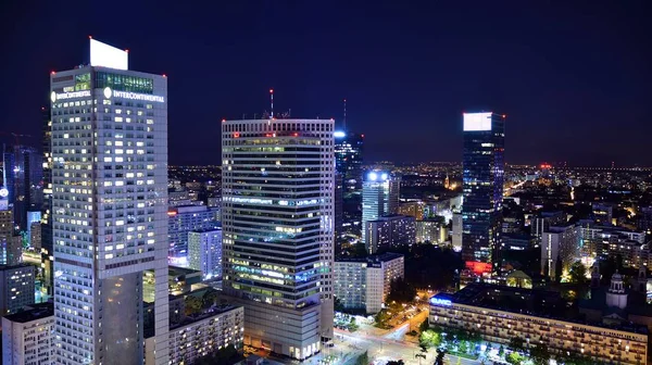 Varsovia Polonia Agosto 2019 Vista Nocturna Rascacielos Edificios Vista Aérea —  Fotos de Stock