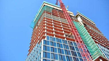 Varşova, Polonya. 9 Ağustos 2019. Widok Towers ofis binası inşaatı.