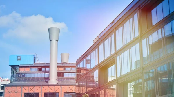 Detalle Moderno Del Edificio Oficinas Superficie Vidrio Con Luz Solar — Foto de Stock