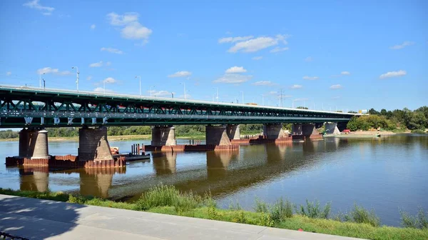 Βαρσοβία Πολωνία Αυγούστου 2019 Στη Δυτική Πλευρά Του Ποταμού Βιστούλα — Φωτογραφία Αρχείου