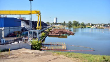 Varşova, Polonya. 24 Ağustos 2019. Zeran ısı ve enerji santrali. Tesis 1954 yılında piyasaya sürüldü ve Varşova'nın en büyük ikinci ısı kaynağıdır..