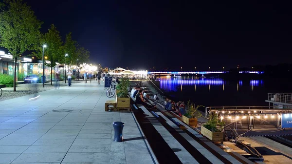 Warsaw Poland August 2019 Vistulan Boulevards Western Side River Vistula — Stock Photo, Image