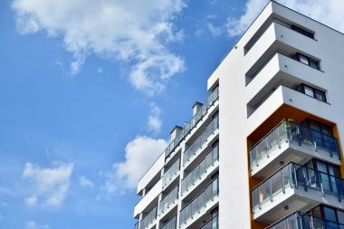 Modern Avrupa konut binaları çeyreği. Soyut mimari, modern şehir geometrisinin bir parçası.