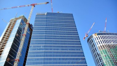 Varşova, Polonya. 22 Eylül 2019. Varşova Merkezi'nin inşaatı. Varşova Hub ofis alanı 75.000 metrekare oluşacak