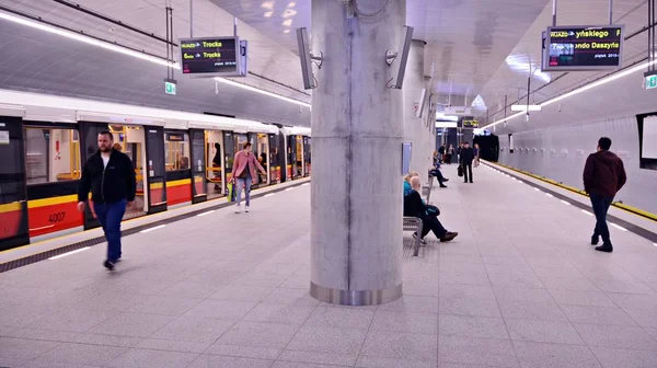 Varšava Polsko Září 2019 Druhá Linie Varšavské Metra Interiér Stanice — Stock fotografie