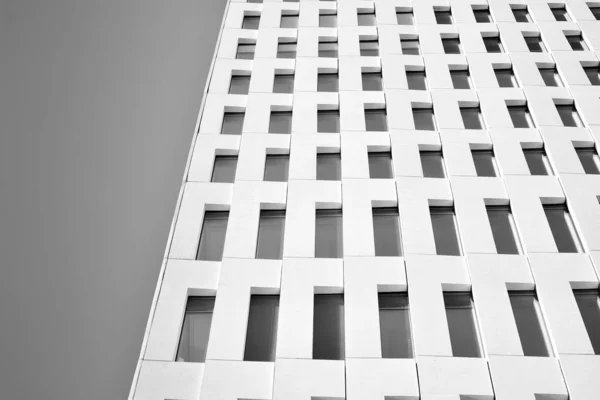 Ablakok Egy Modern Épület Irodák Üzleti Épületek Építészete Fekete Fehér — Stock Fotó