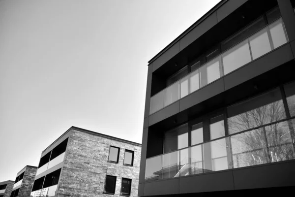 Detalhe Novo Edifício Apartamentos Moderno Preto Branco — Fotografia de Stock