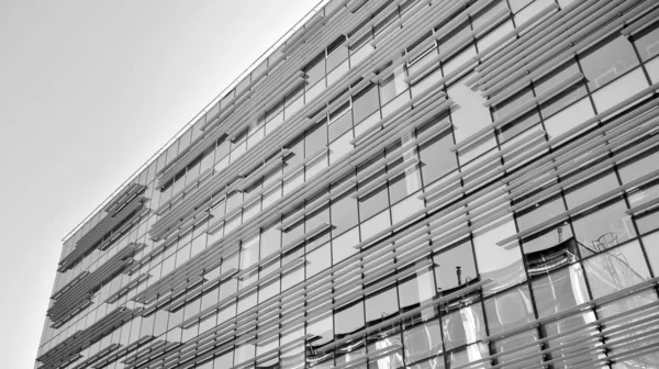 Moderno Edificio Oficinas Ciudad Exterior Blanco Negro —  Fotos de Stock