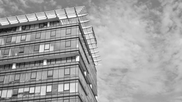 Modern City Office Building Exterior Black White — Stock Photo, Image