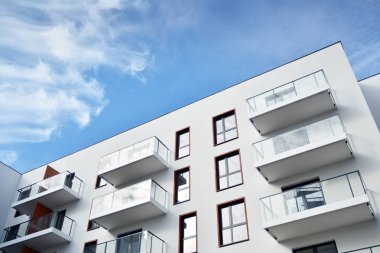 Modern Avrupa konut binaları çeyreği. Soyut mimari, modern şehir geometrisinin bir parçası.