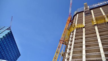 Varşova, Polonya. 21 Ekim 2019. Varso Place ofis binasının inşaatı.