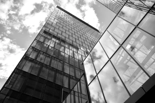Geometría Urbana Mirando Hacia Arriba Edificio Vidrio Arquitectura Moderna Vidrio — Foto de Stock
