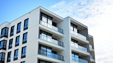 Modern Avrupa konut binaları çeyreği. Soyut mimari, modern şehir geometrisinin bir parçası.