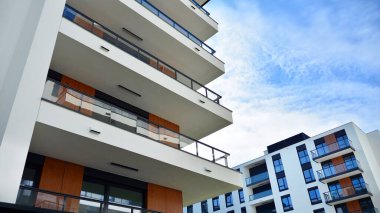 Modern Avrupa konut binaları çeyreği. Soyut mimari, modern şehir geometrisinin bir parçası.