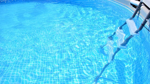 Blue Water Swimming Pool Sun Reflection — Stock Photo, Image