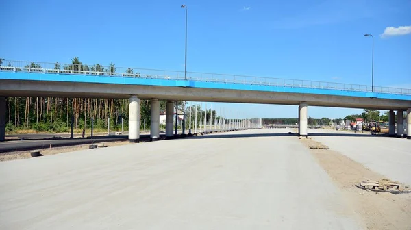 공사중인 새로운 간선도로의 — 스톡 사진
