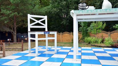 Trojanow, Polonya. 17 Ağustos 2020. Farma Iluzji / İllüzyon Çiftliği bir eğitim ve eğlence parkı.