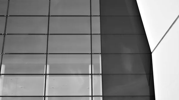 Moderne Bürohauswand Aus Stahl Und Glas Mit Blauem Himmel Schwarz — Stockfoto