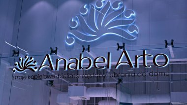 Varşova, Polonya. 1 Eylül 2020. Anabel Arto 'yu imzala. Şirket tabelası Anabel Arto.