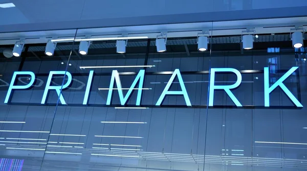 Varsovia Polonia Septiembre 2020 Firma Primark Letrero Empresa Primark — Foto de Stock