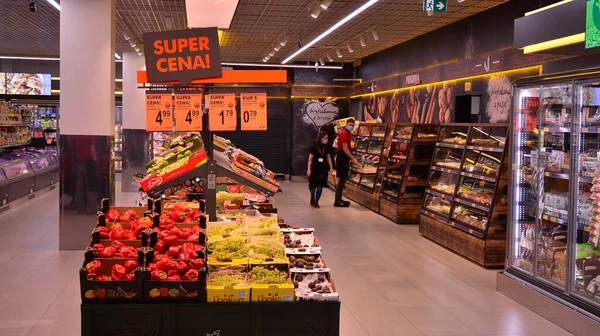 Warschau Polen September 2020 Binnen Supermarkt Biedronka — Stockfoto