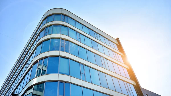 Edificio Oficinas Detalles Pared Vidrio Azul Reflejos Solares — Foto de Stock