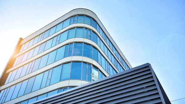 Edificio Oficinas Detalles Pared Vidrio Azul Reflejos Solares — Foto de Stock